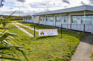 ChaletsOutside9b ChaletsOutside9b